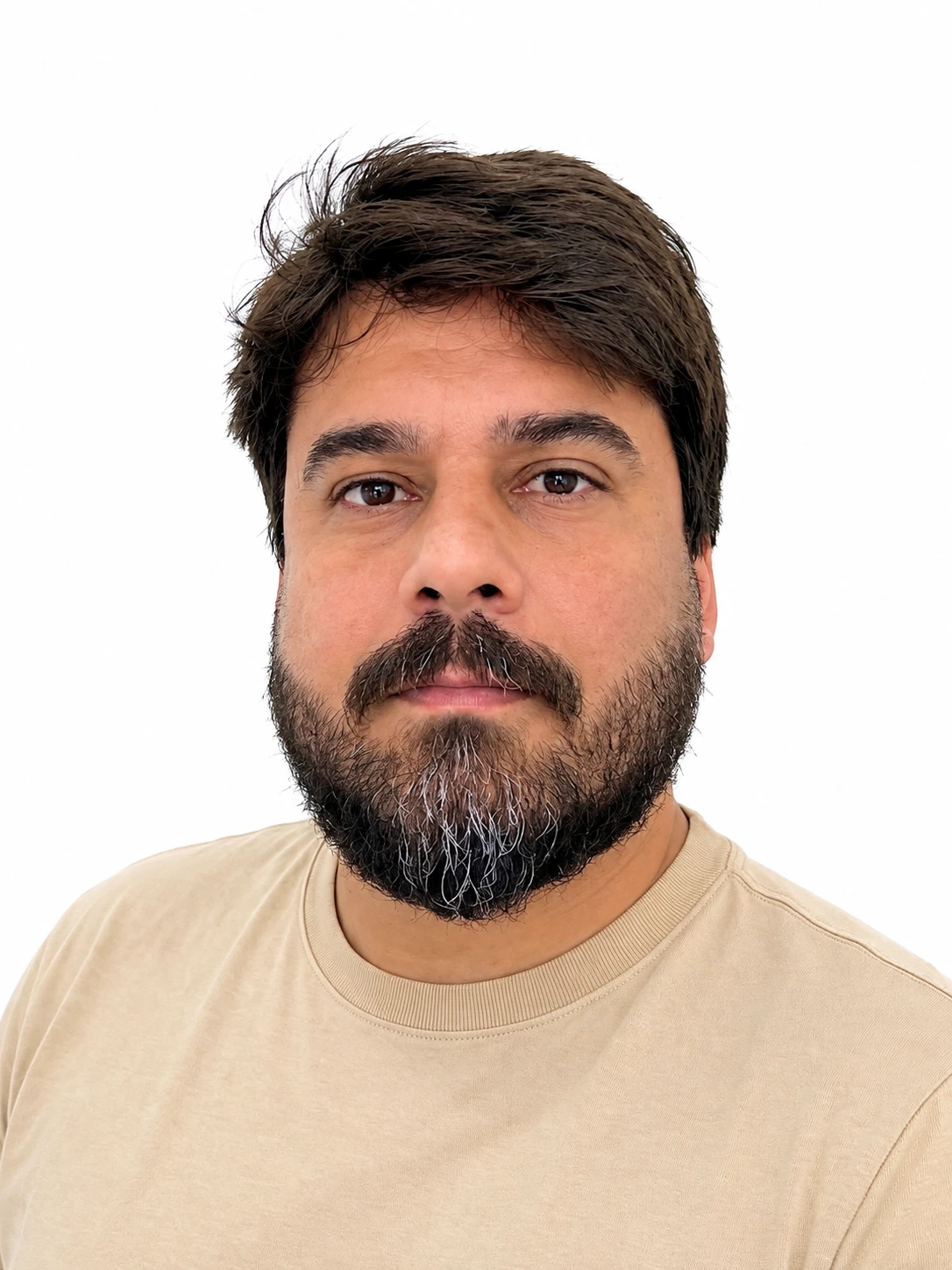 Retrato de Raphael Holanda, psicólogo junguiano